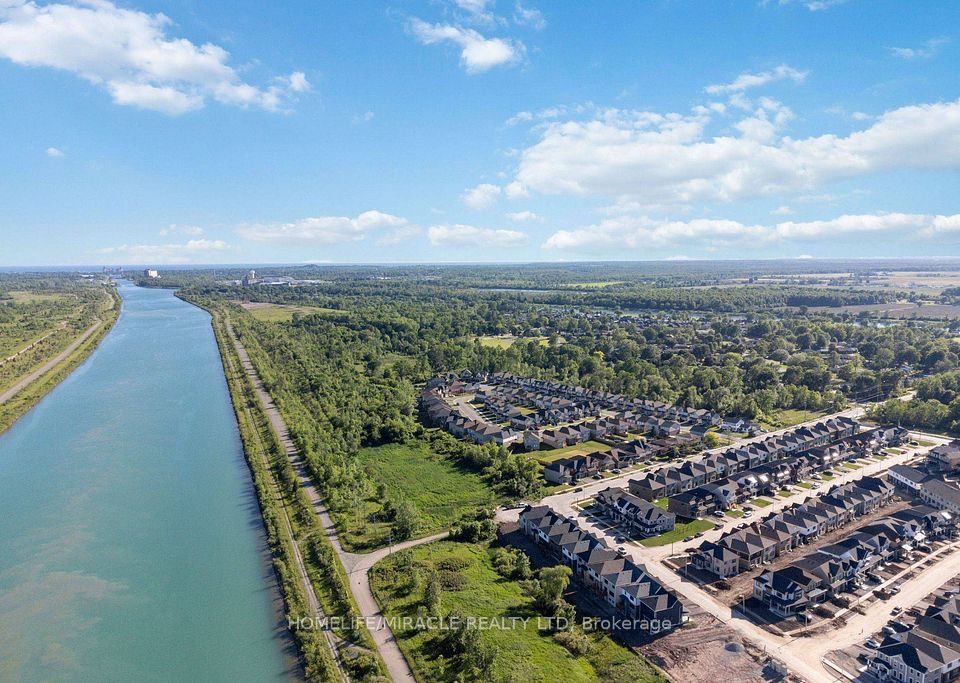 66 Aviron Crescent, Welland, ON L3B 0M3