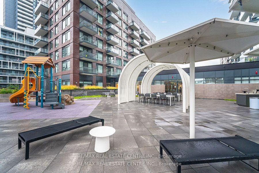 2 Bedrooms Condo at 130 River, Toronto For sale