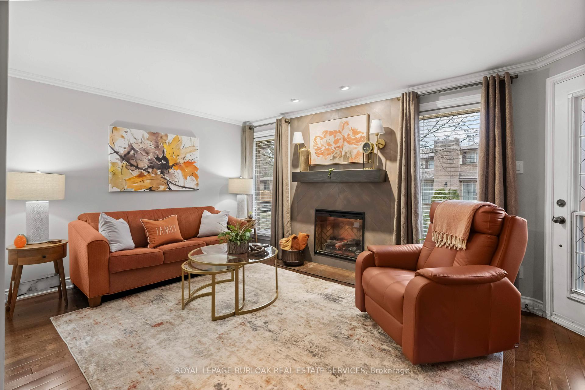 3 Bedrooms Condo at 1508 Upper Middle, Burlington For sale