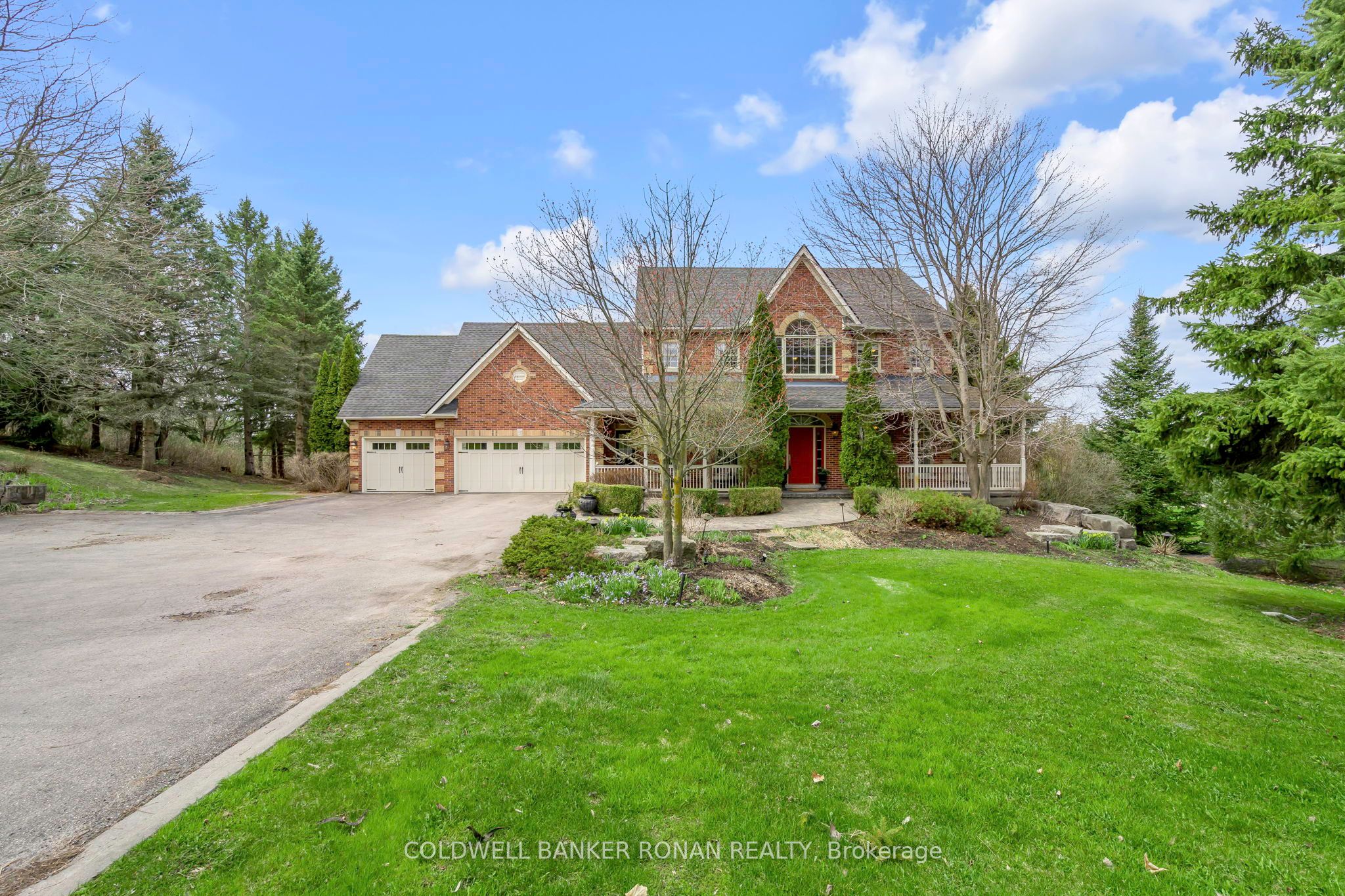38 Tecumseth Heights Drive, New Tecumseth, ON L0G 1W0