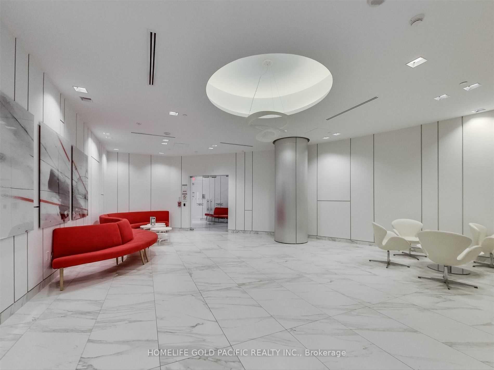 3 Bedrooms Condo at 14 York, Toronto For sale