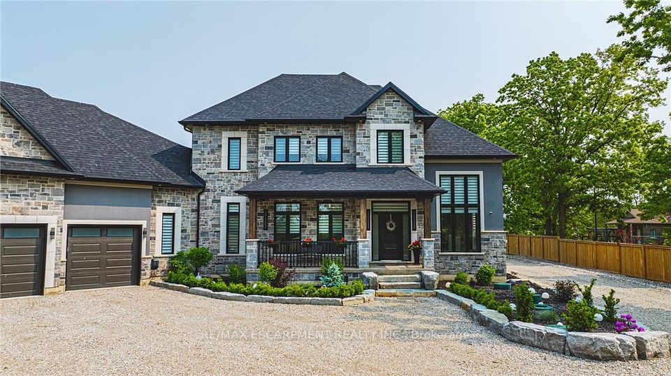8378 Chippewa
