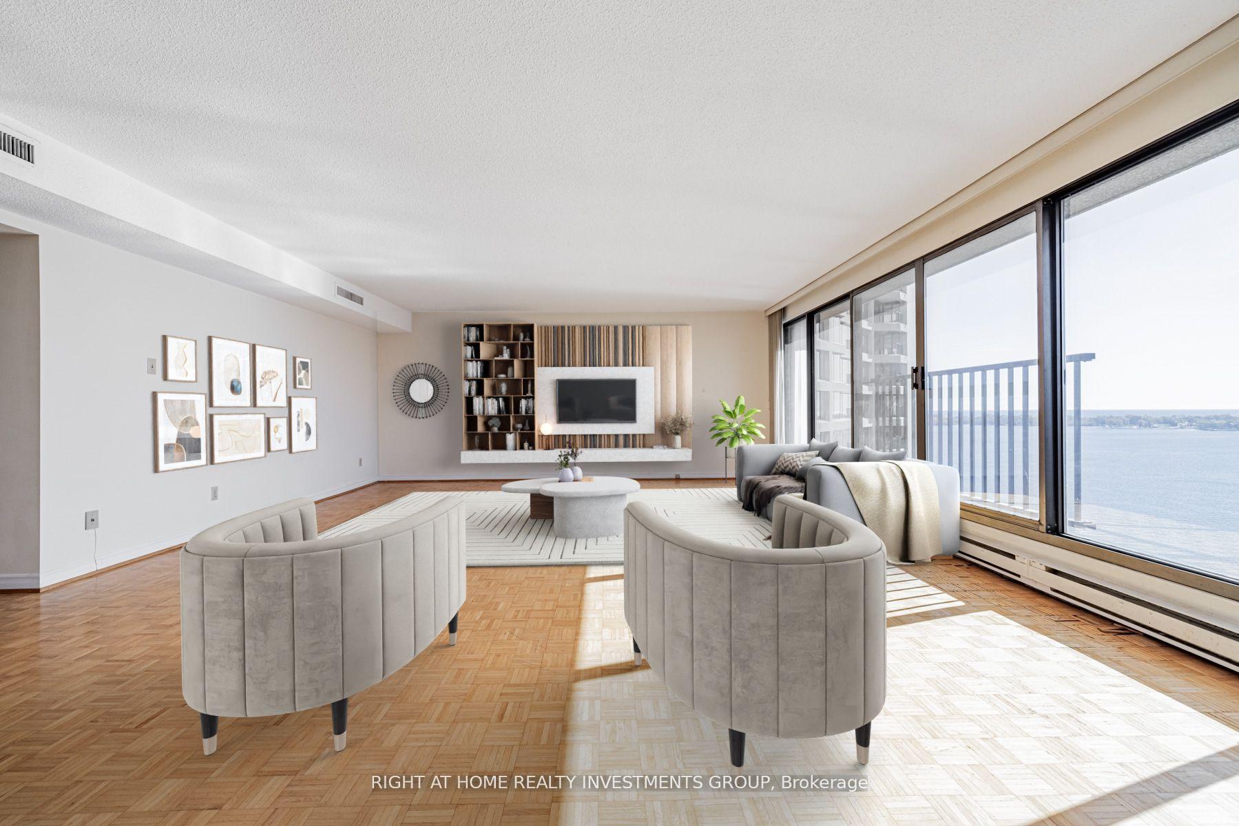 3 Bedrooms Condo at 65 Harbour,  Toronto For sale