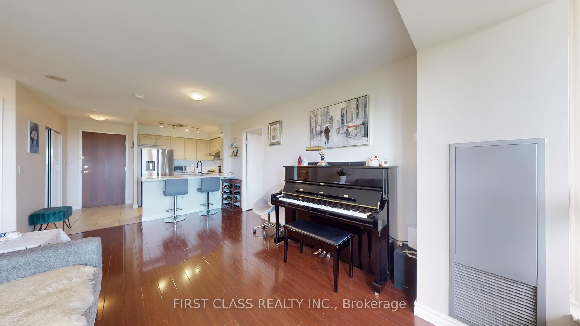 2 Bedrooms Condo at 2585 Erin Centre, Mississauga For sale