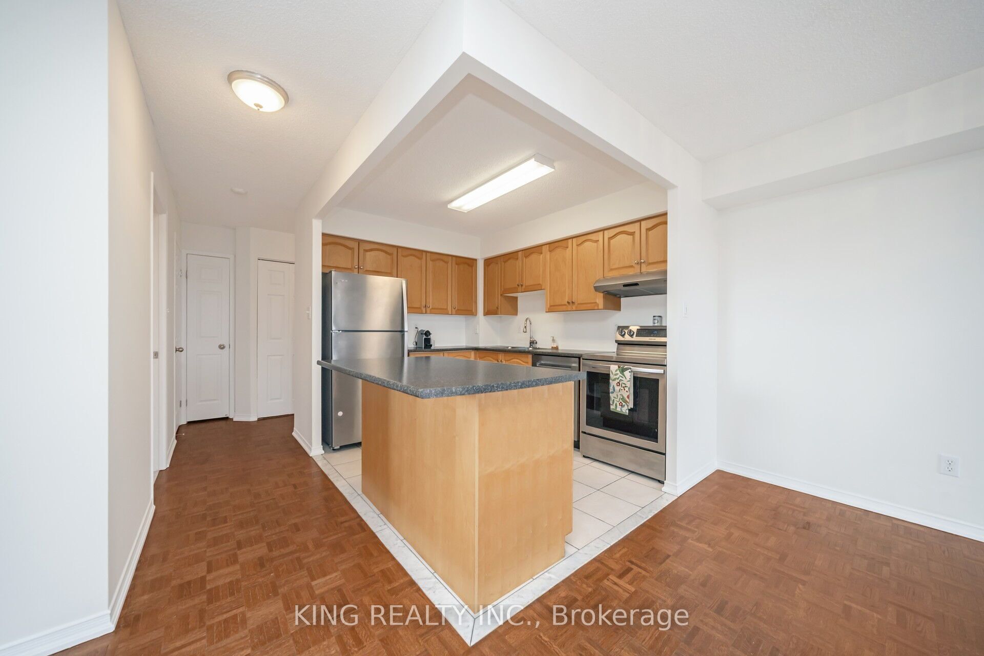 #505 - 32 Tannery Street, Mississauga, ON L5M 1V2