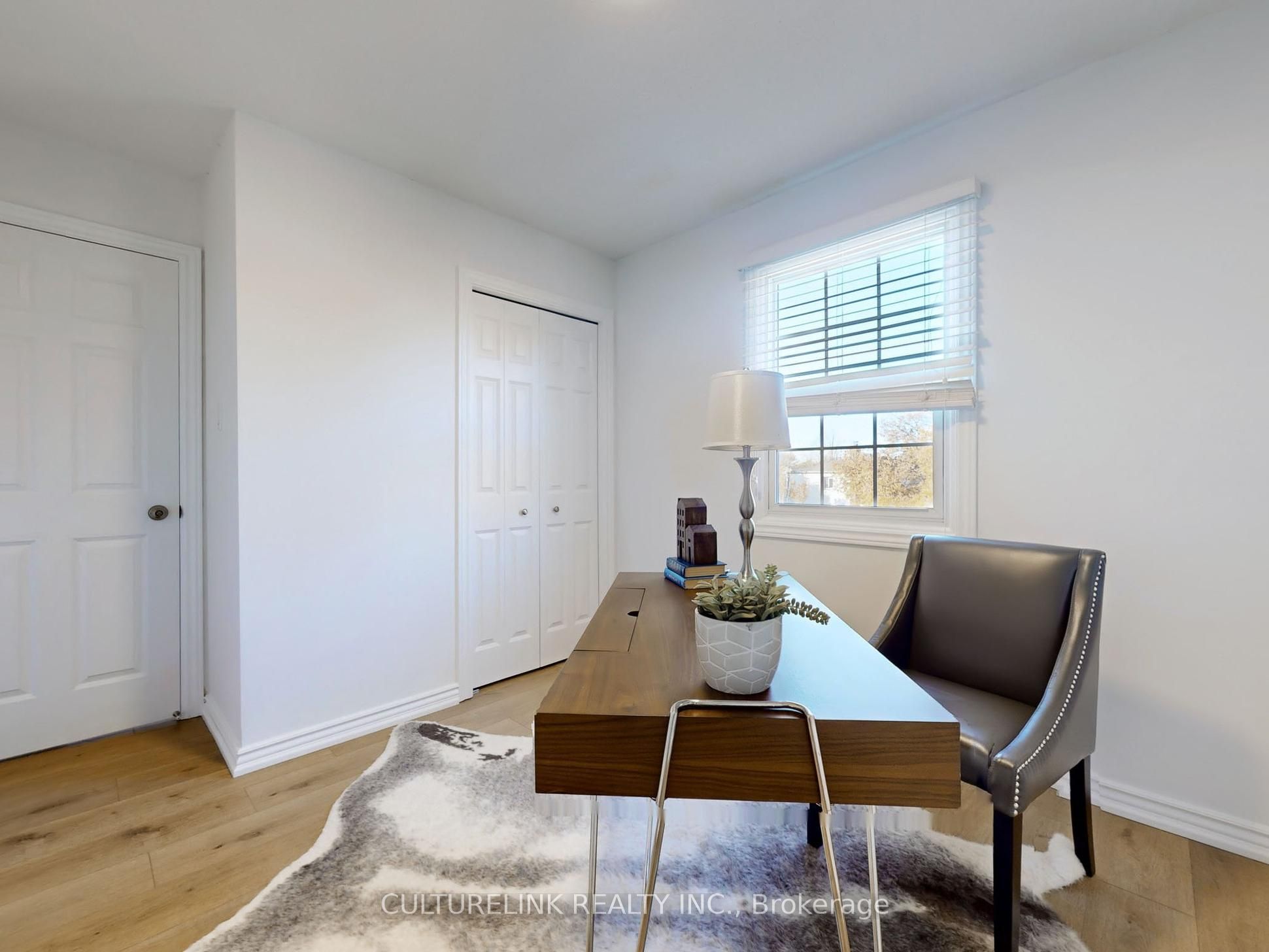 5 Haven Hill Square