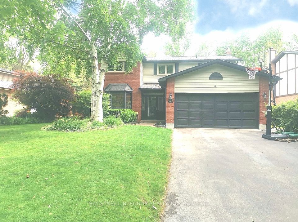493 Coleen Drive