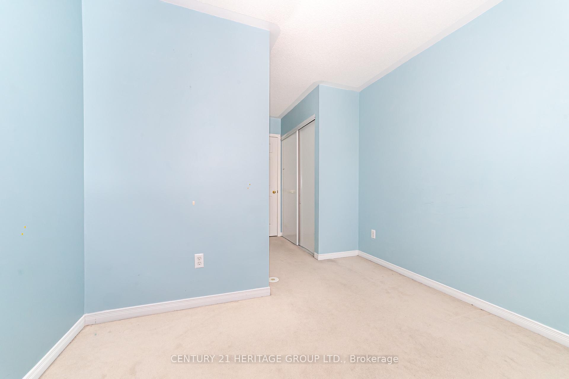 4 Bedrooms Condo at 2780 Eglinton, Toronto For sale