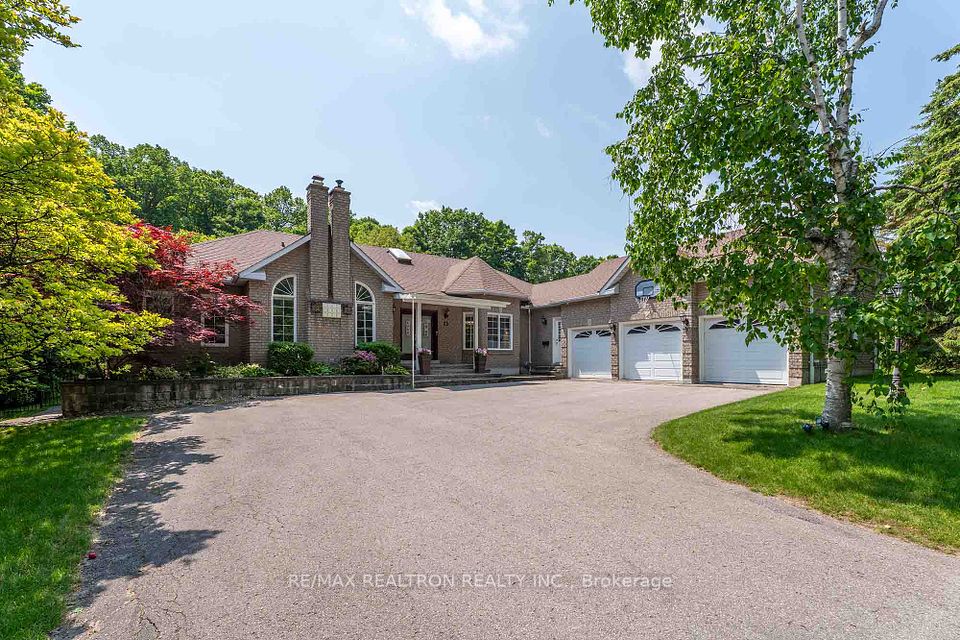 15 Treegrove