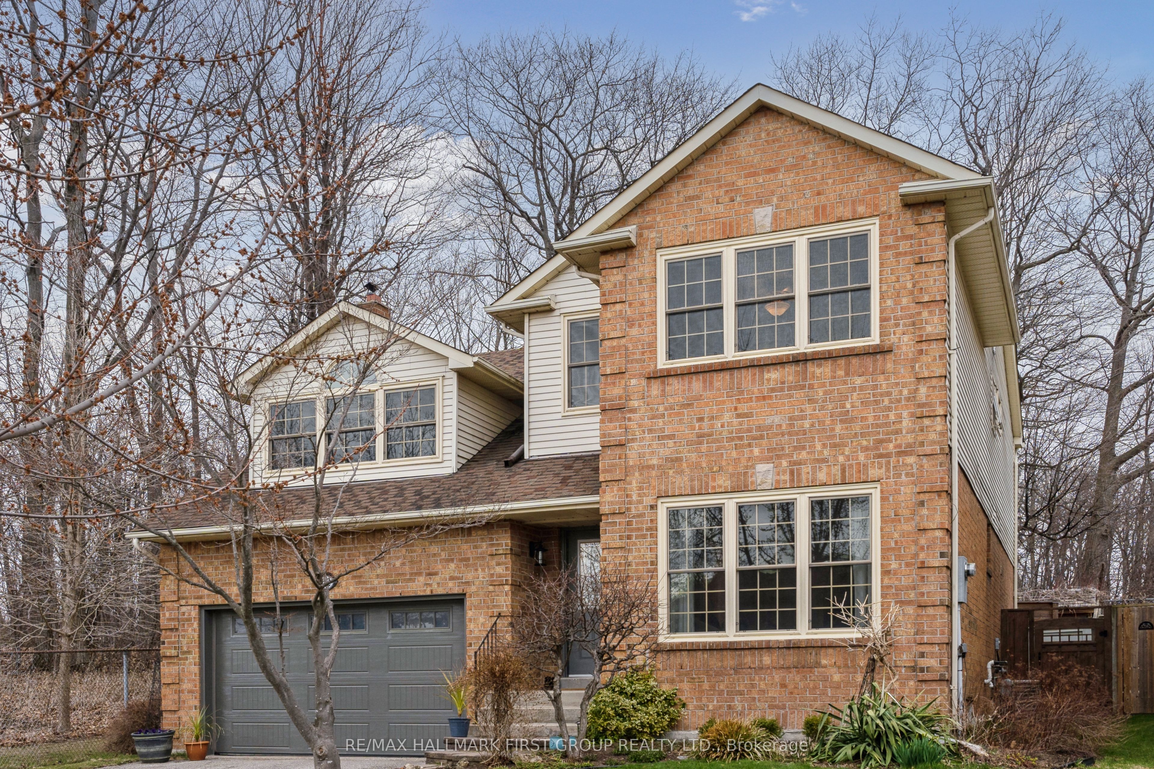 22 Milner Crescent, Ajax, ON L1S 4X5