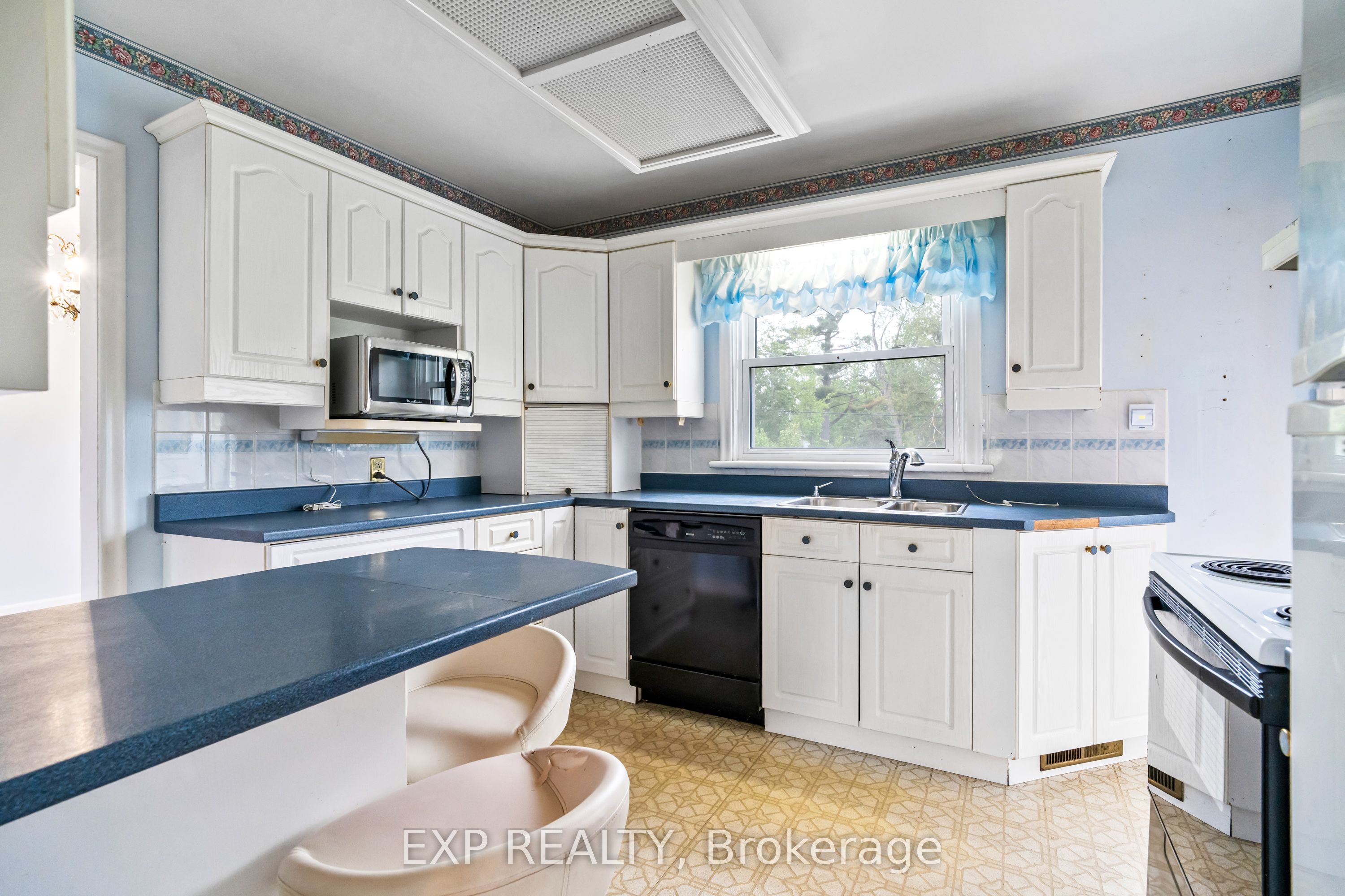 18 Brookdale Avenue