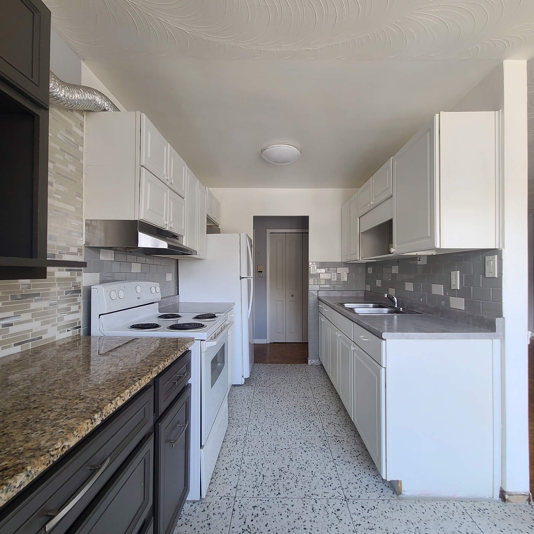 90 Blackfriar Avenue 11