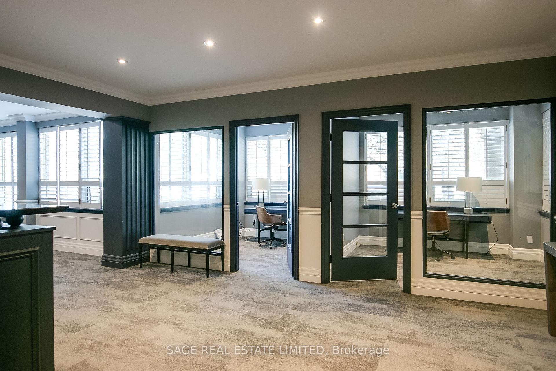 2 Bedrooms Condo at 111 Merton, Toronto For sale