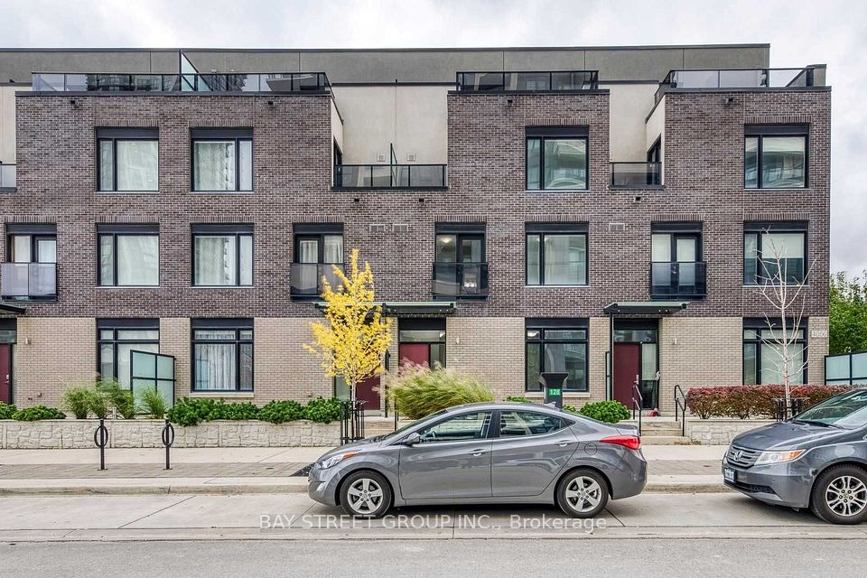4050 Parkside Village