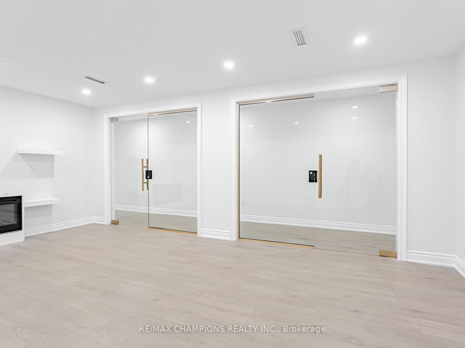 2565 Steeles Avenue E #26, Brampton Steeles Industrial