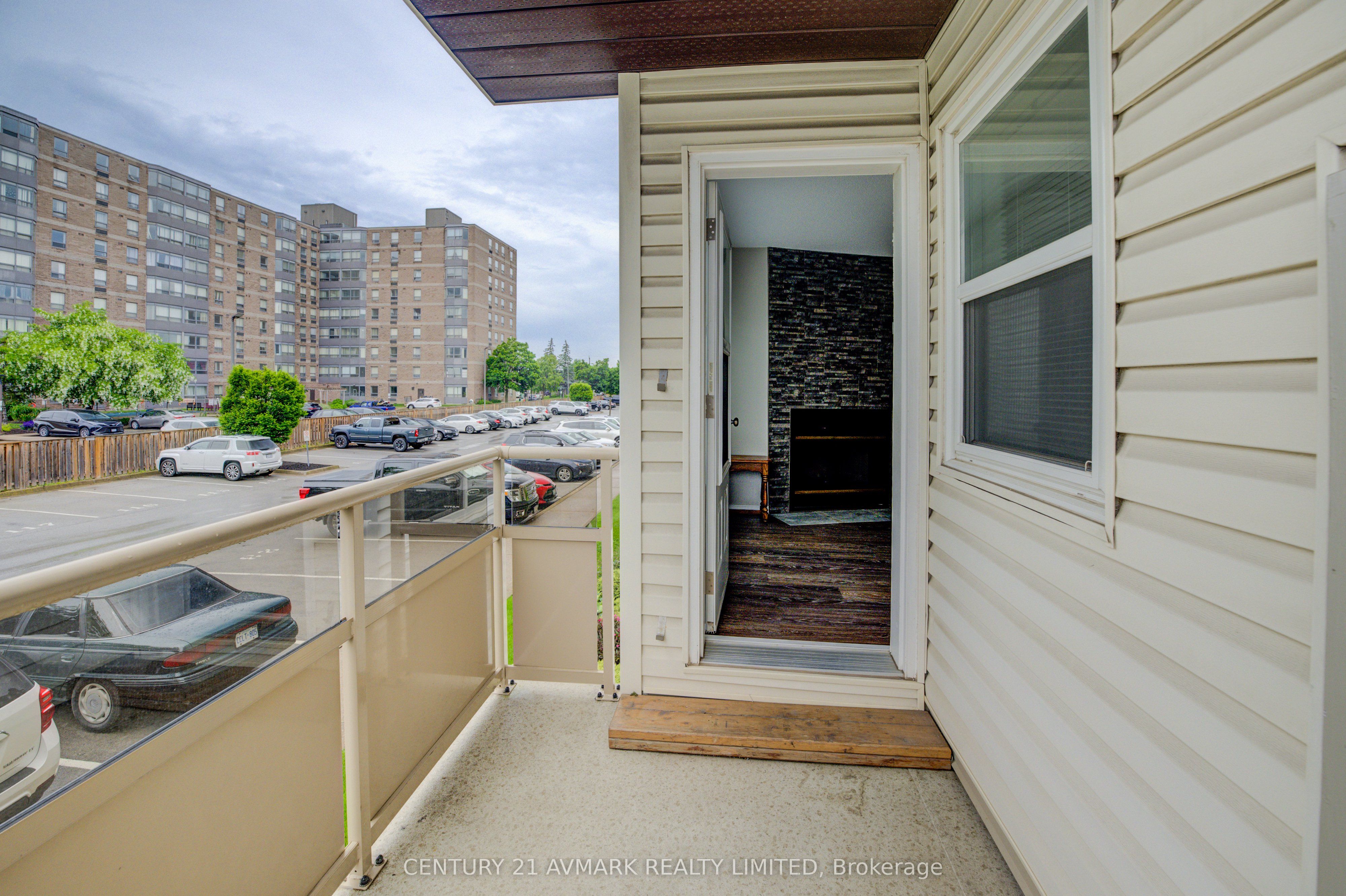 78 Roehampton Avenue, #205