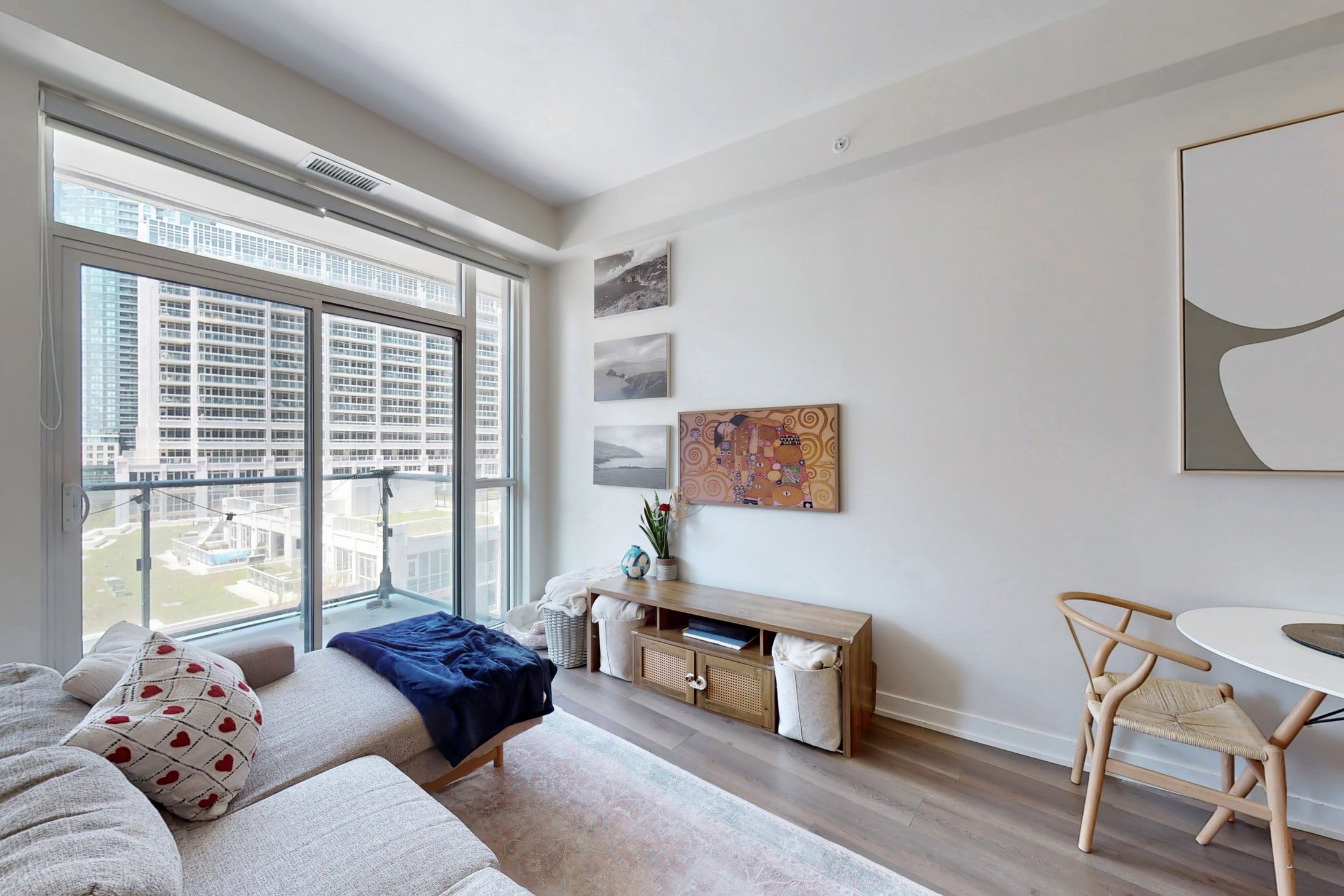 38 Iannuzzi Street 721