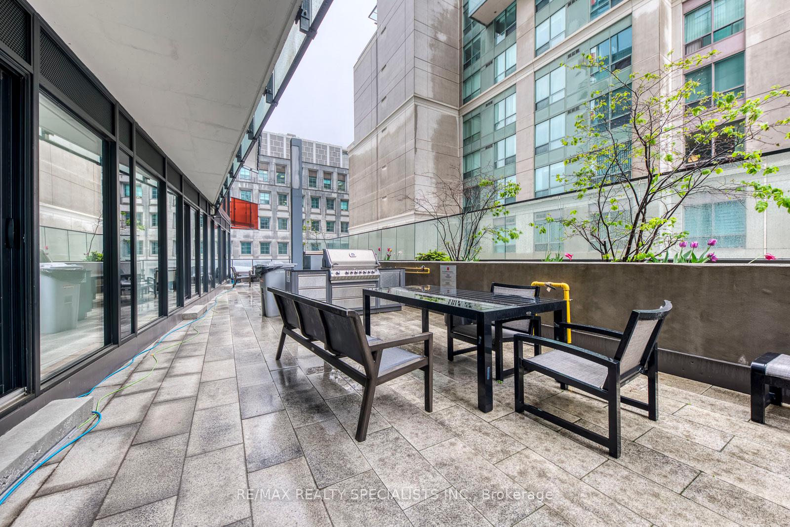 3 Bedrooms Condo at 215 Queen, Toronto For sale