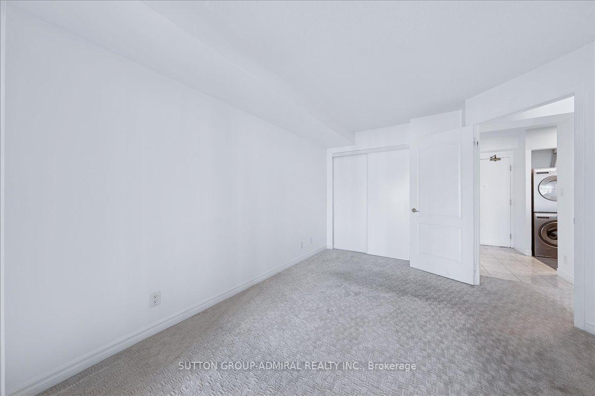 2 Bedrooms Condo at 745 New Westminster, Vaughan For sale