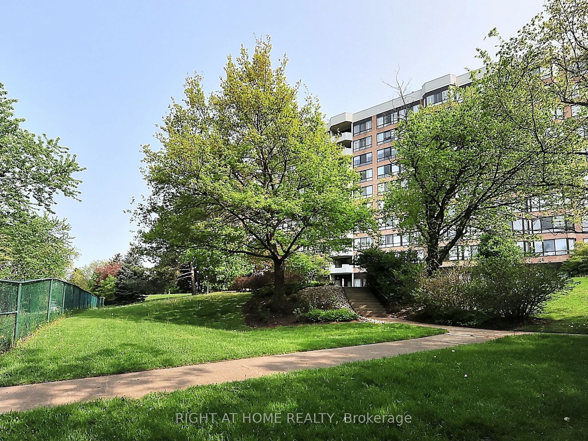 25 Austin Drive, #923