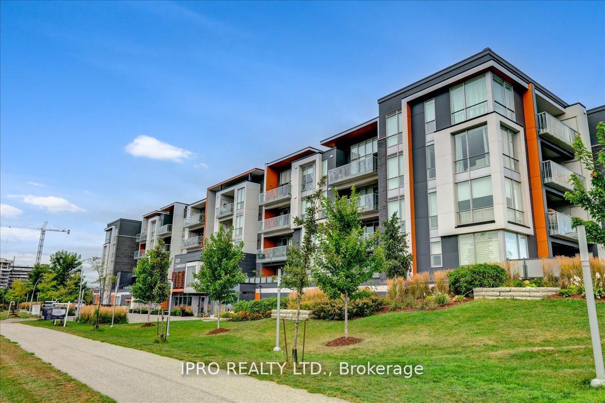 2 Bedrooms Condo at 3028 Creekshore, Oakville For sale