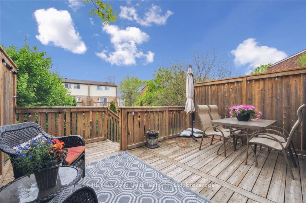 419 Bairstow Crescent, #3