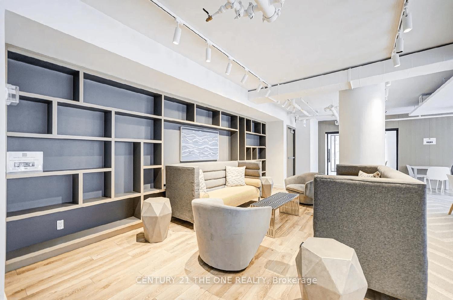 2 Bedrooms Condo at 203 College, Toronto For sale