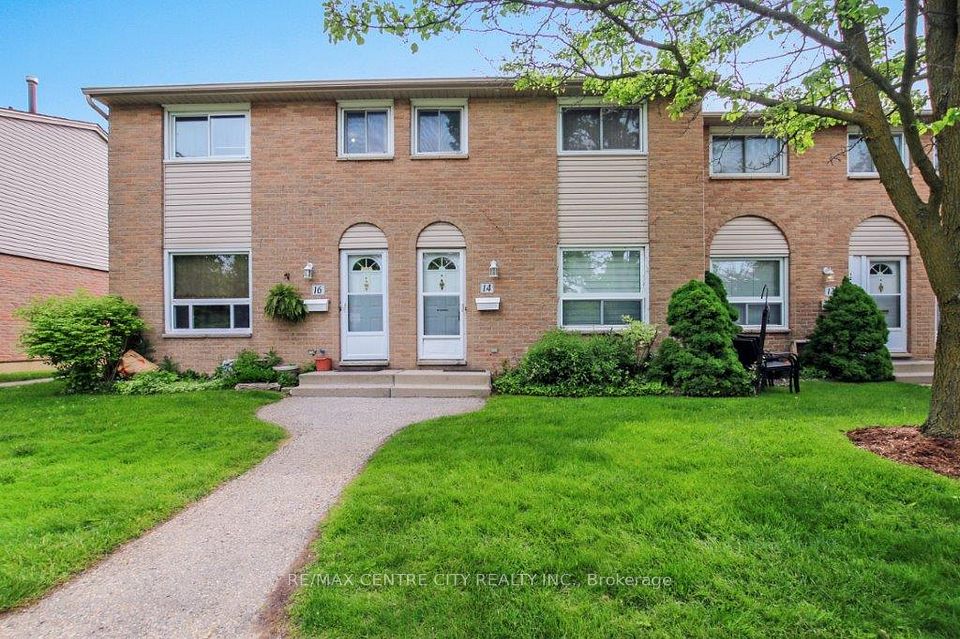 210 Carlyle