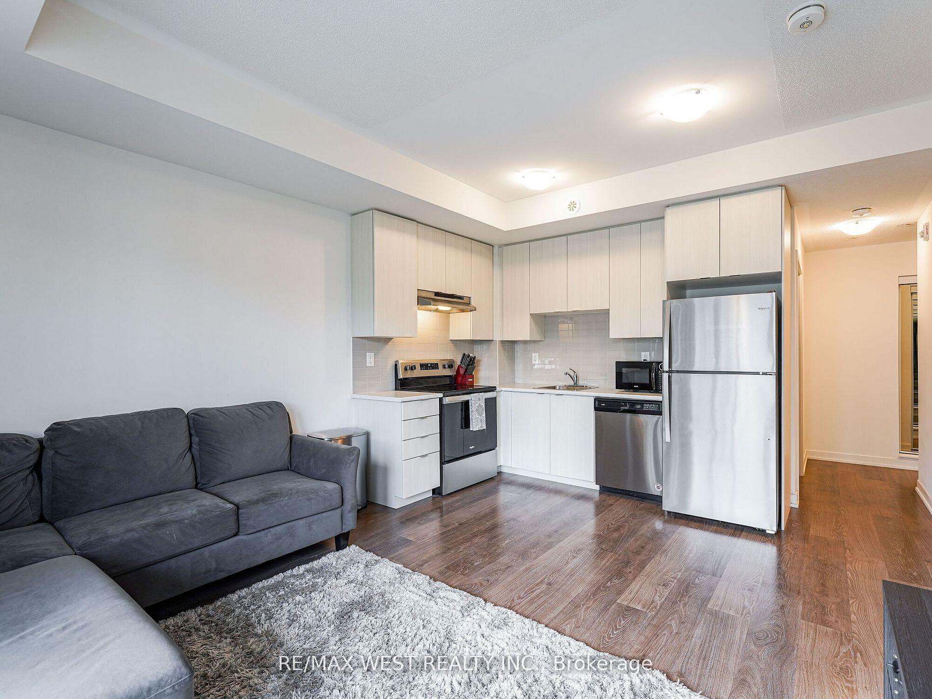 2 Bedrooms Condo at 5131 Sheppard, Toronto For sale