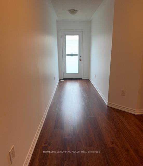3 Bedrooms Condo at 15 Heron Park, Toronto For sale