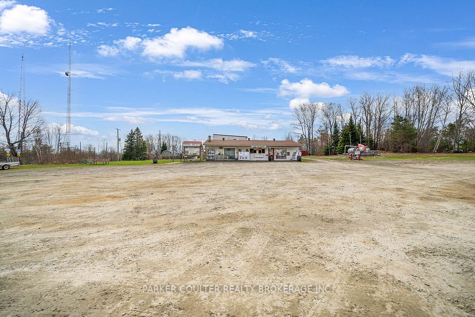 1294 Highway 520