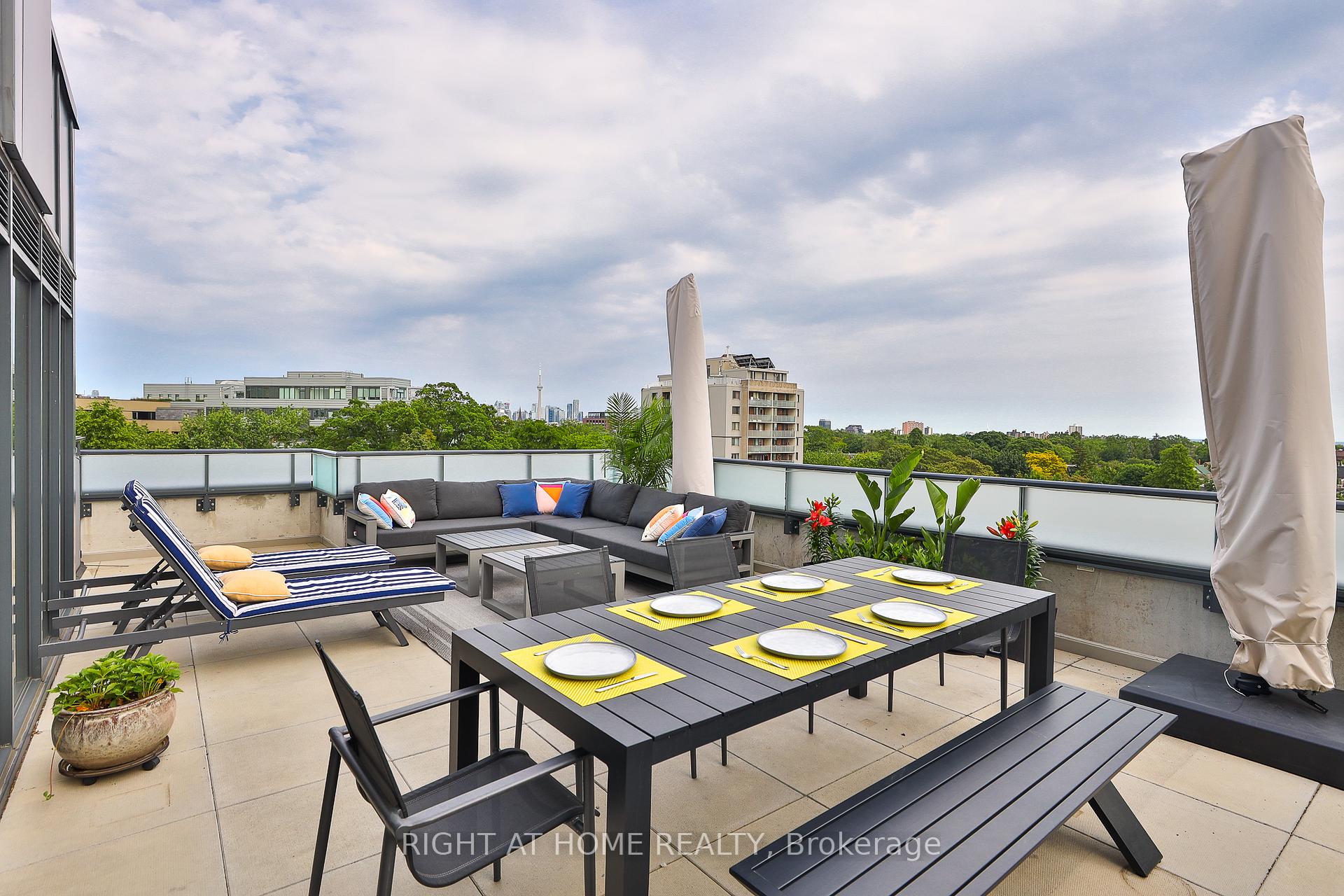 2 Bedrooms Condo at 430 Roncesvalles, Toronto For sale