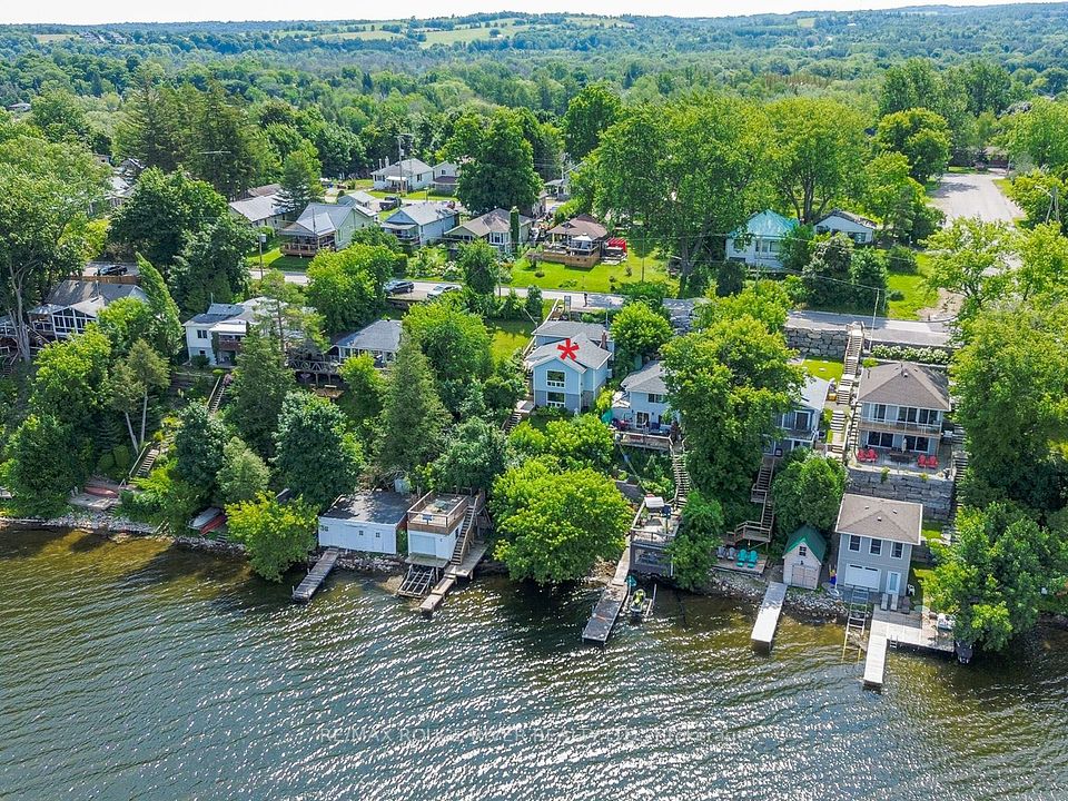 5454 LAKESHORE Drive