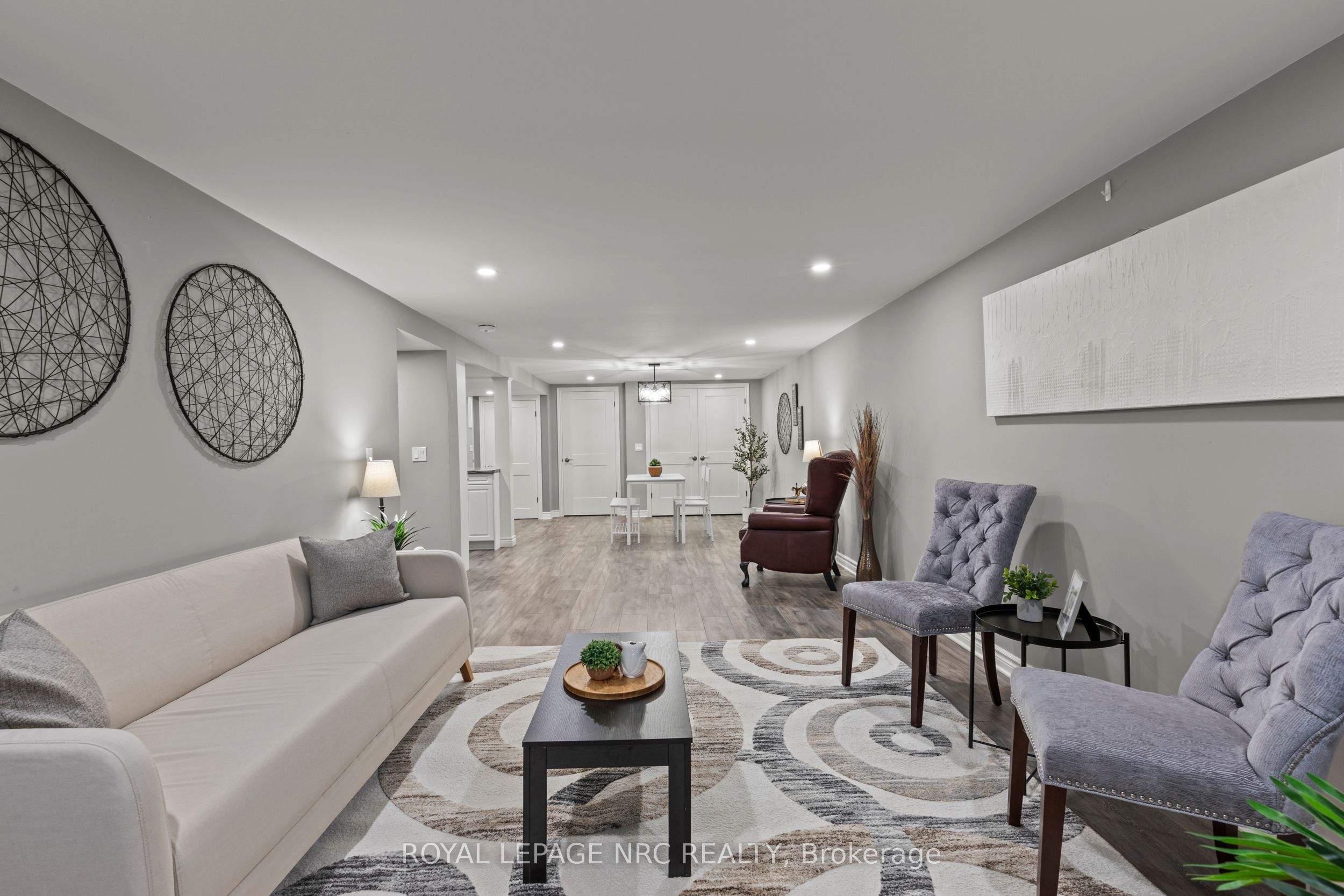 10 Whiteoak Drive