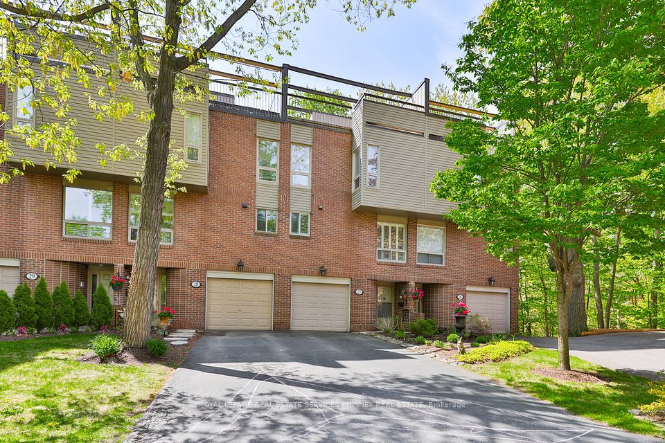 1250 Marlborough