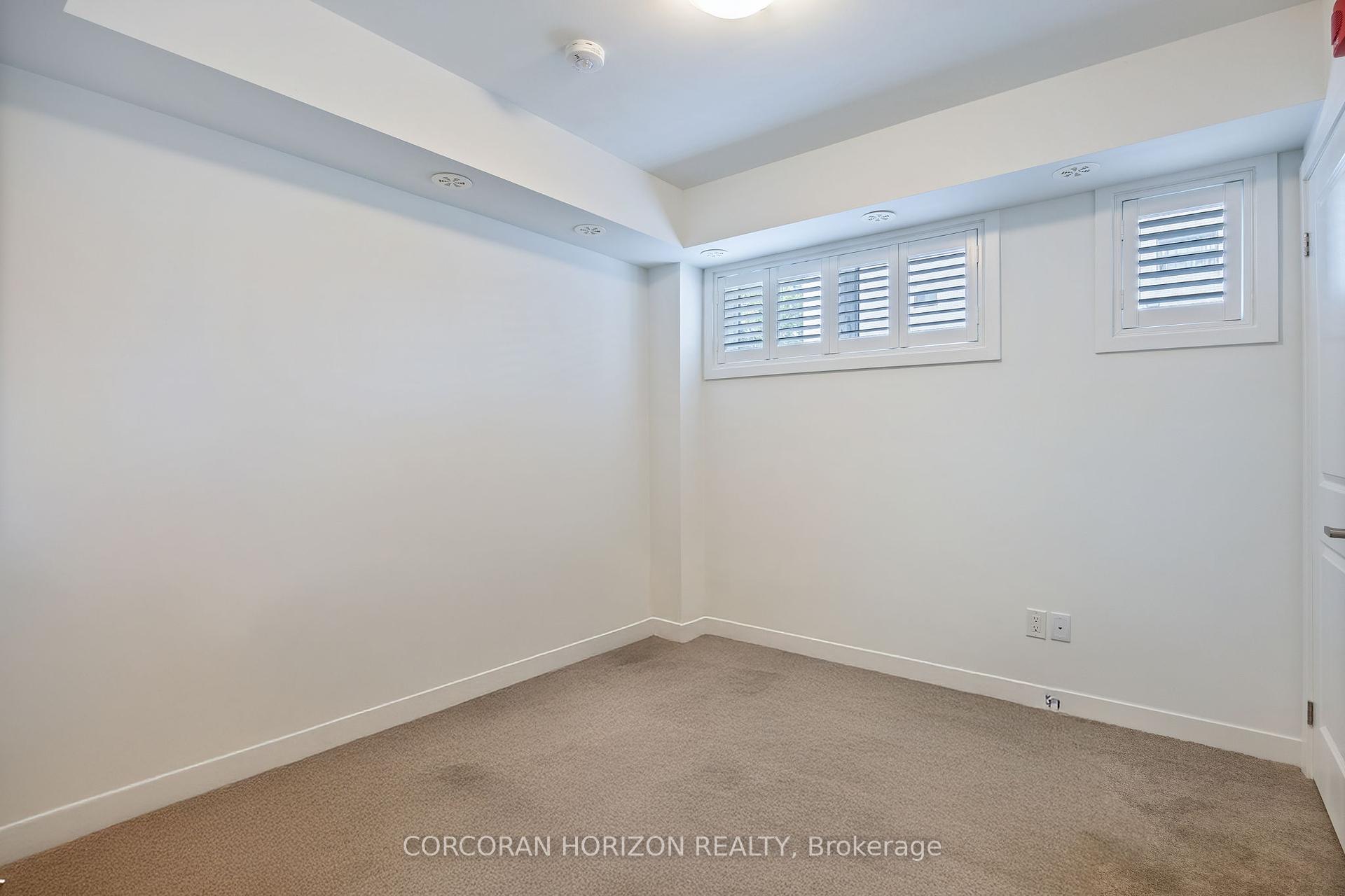 2 Bedrooms Condo at 8 Marquette, Toronto For sale