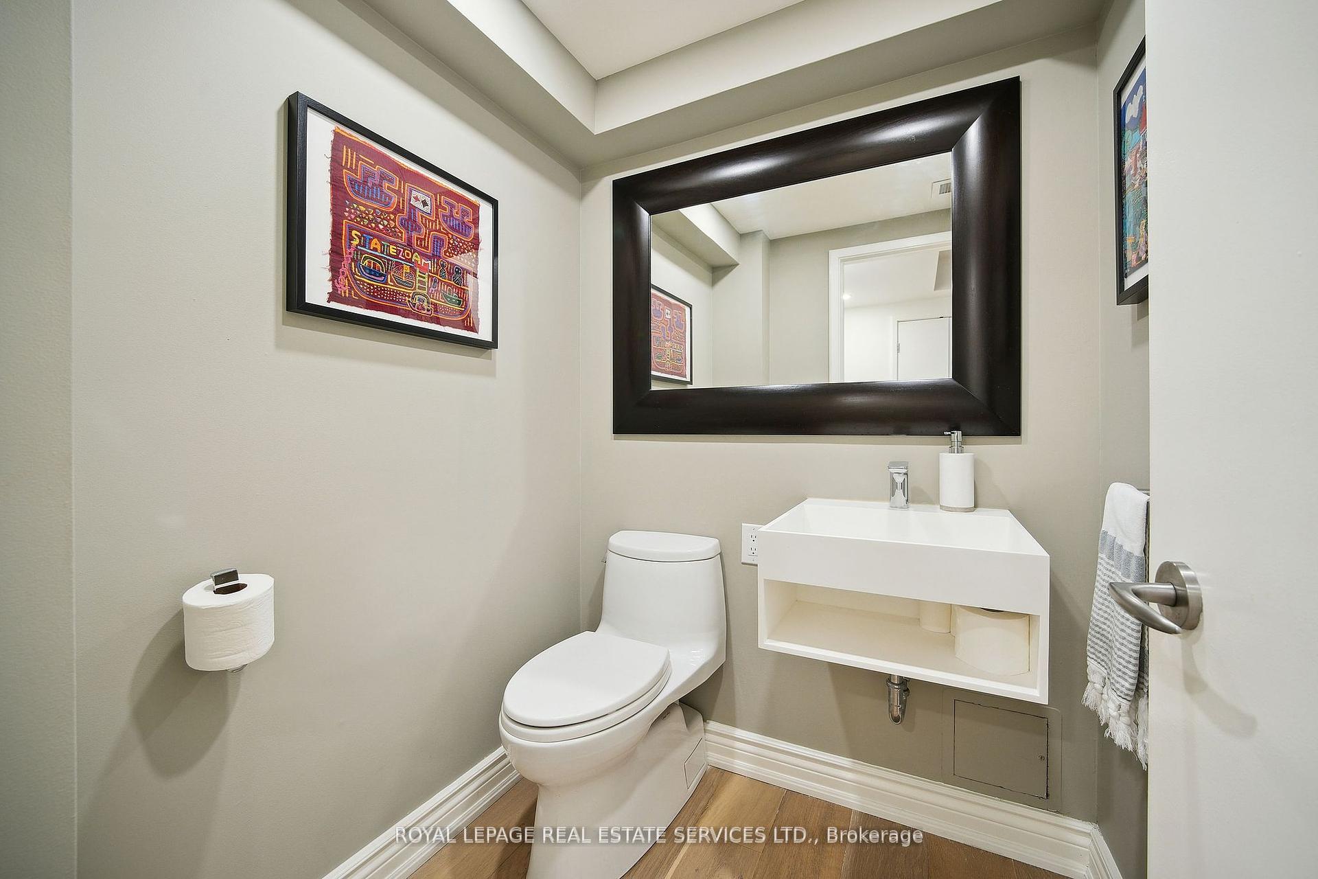 2 Bedrooms Condo at 480 Queens, Toronto For sale