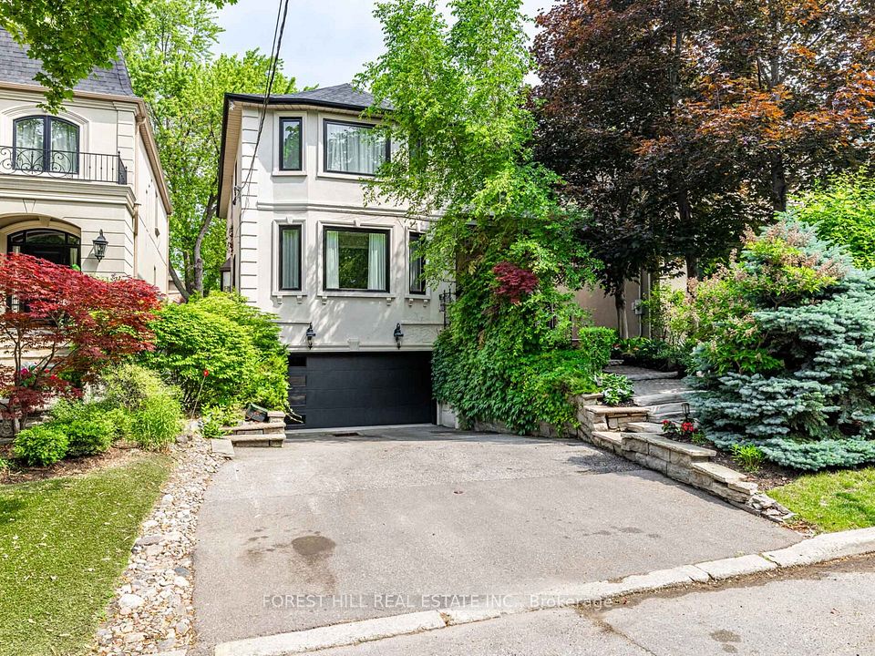 588 Bedford Park