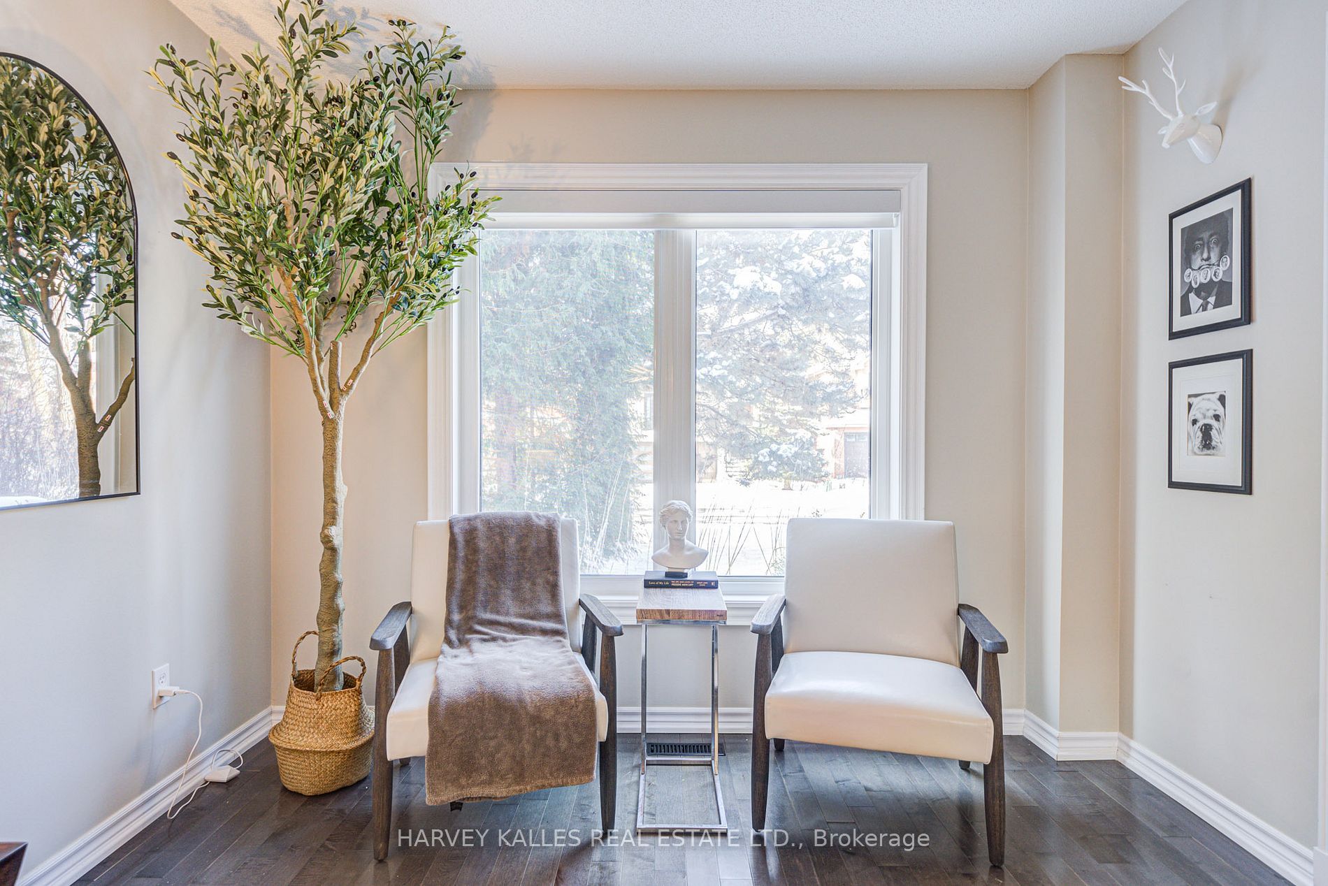 33 Rosemary Avenue