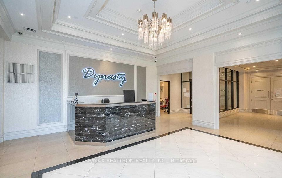 5460 Yonge