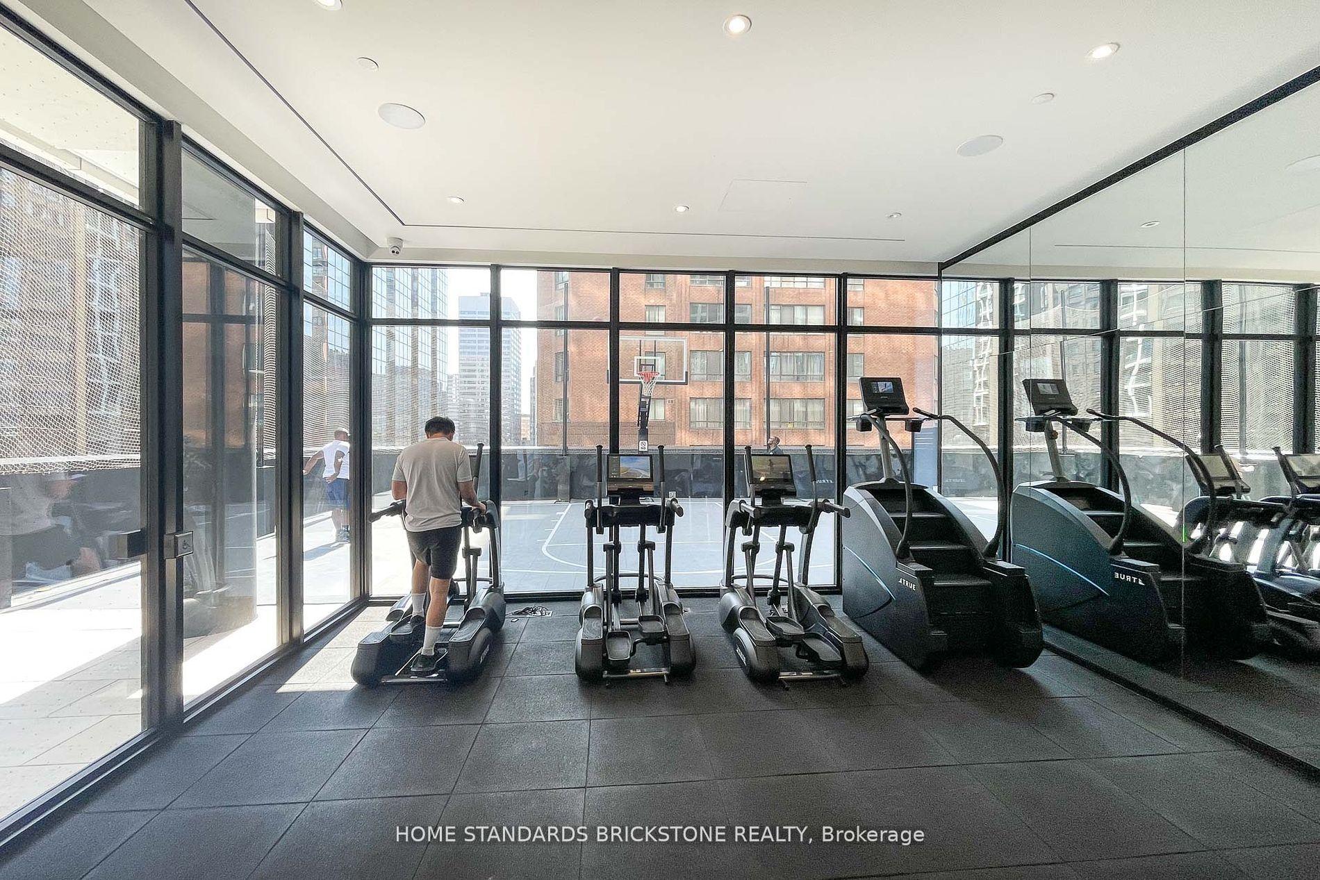 3 Bedrooms Condo at 20 Edward, Toronto For sale