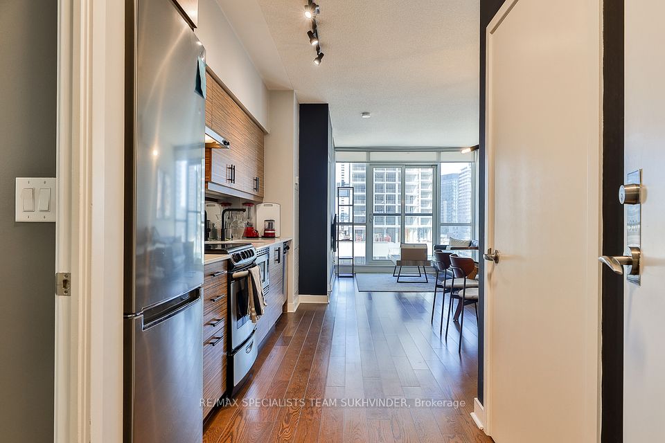 320 Richmond