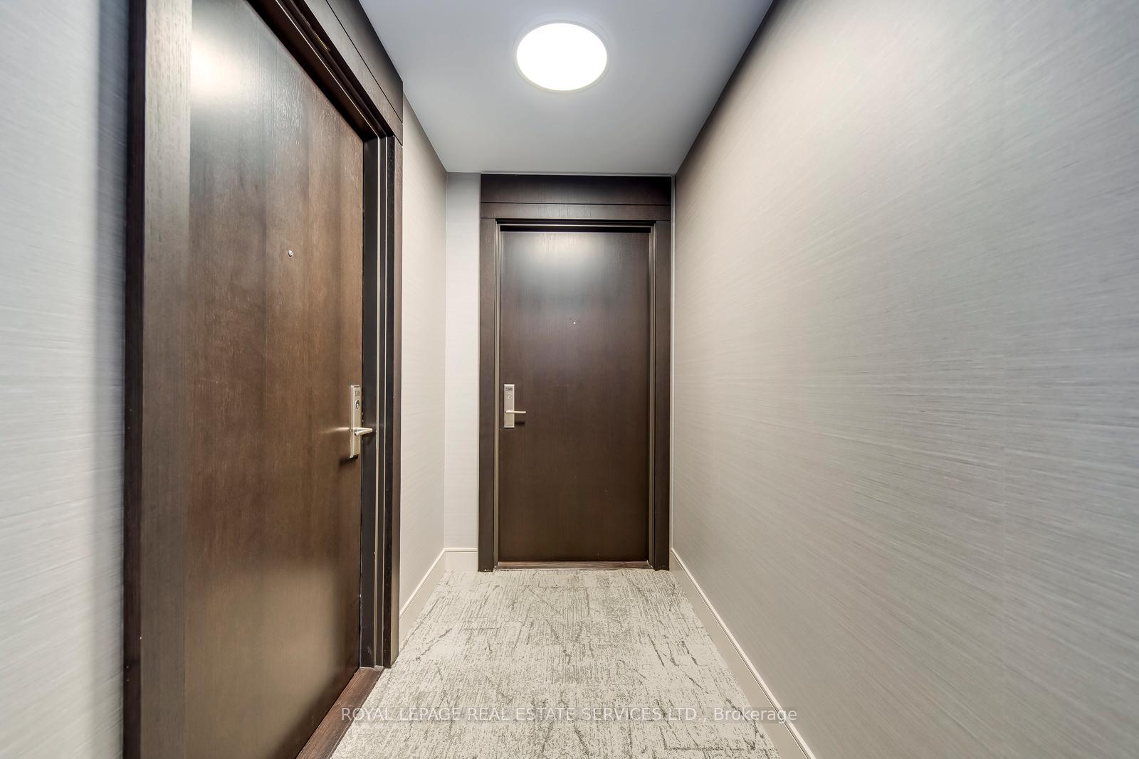 2 Bedrooms Condo at 8 Nahani Way,  Mississauga For sale