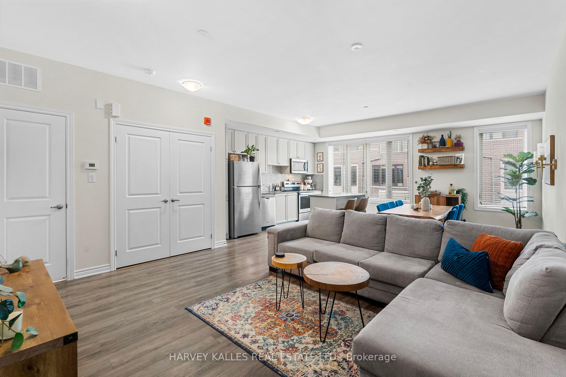 85 Eastwood Park Gardens 11
