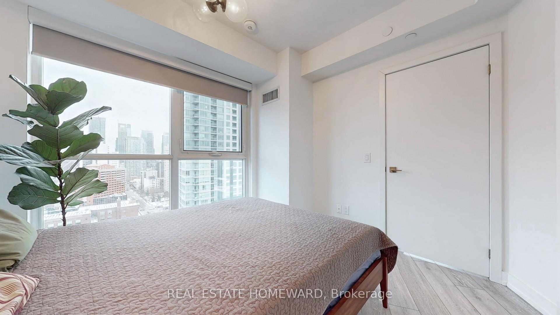 1 Bedroom Condo at 159 Wellesley,  Toronto For sale