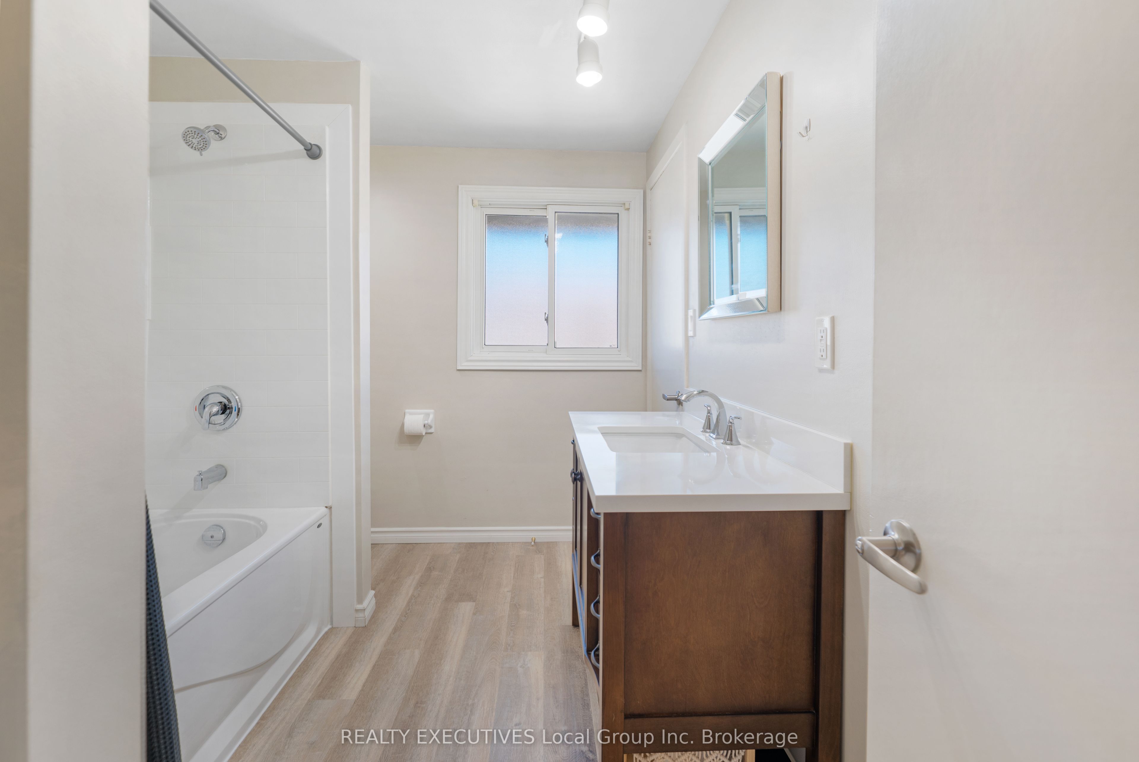 346 WICKSTEAD Avenue, #10