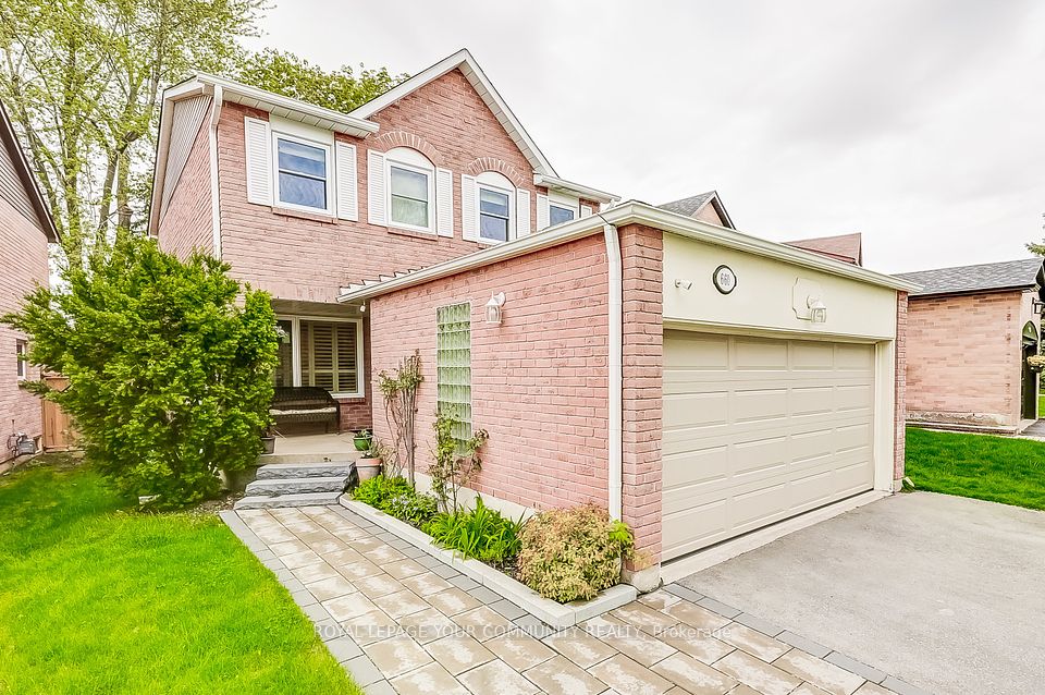 660 Foxwood