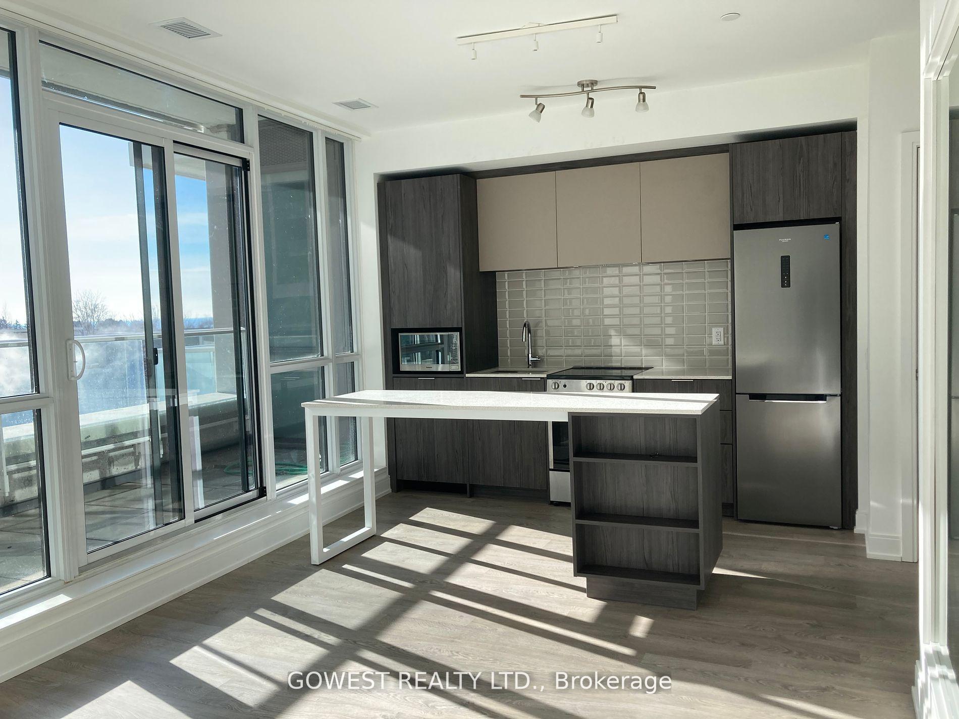 2 Bedrooms Condo at 70 Annie Craig,  Toronto For sale