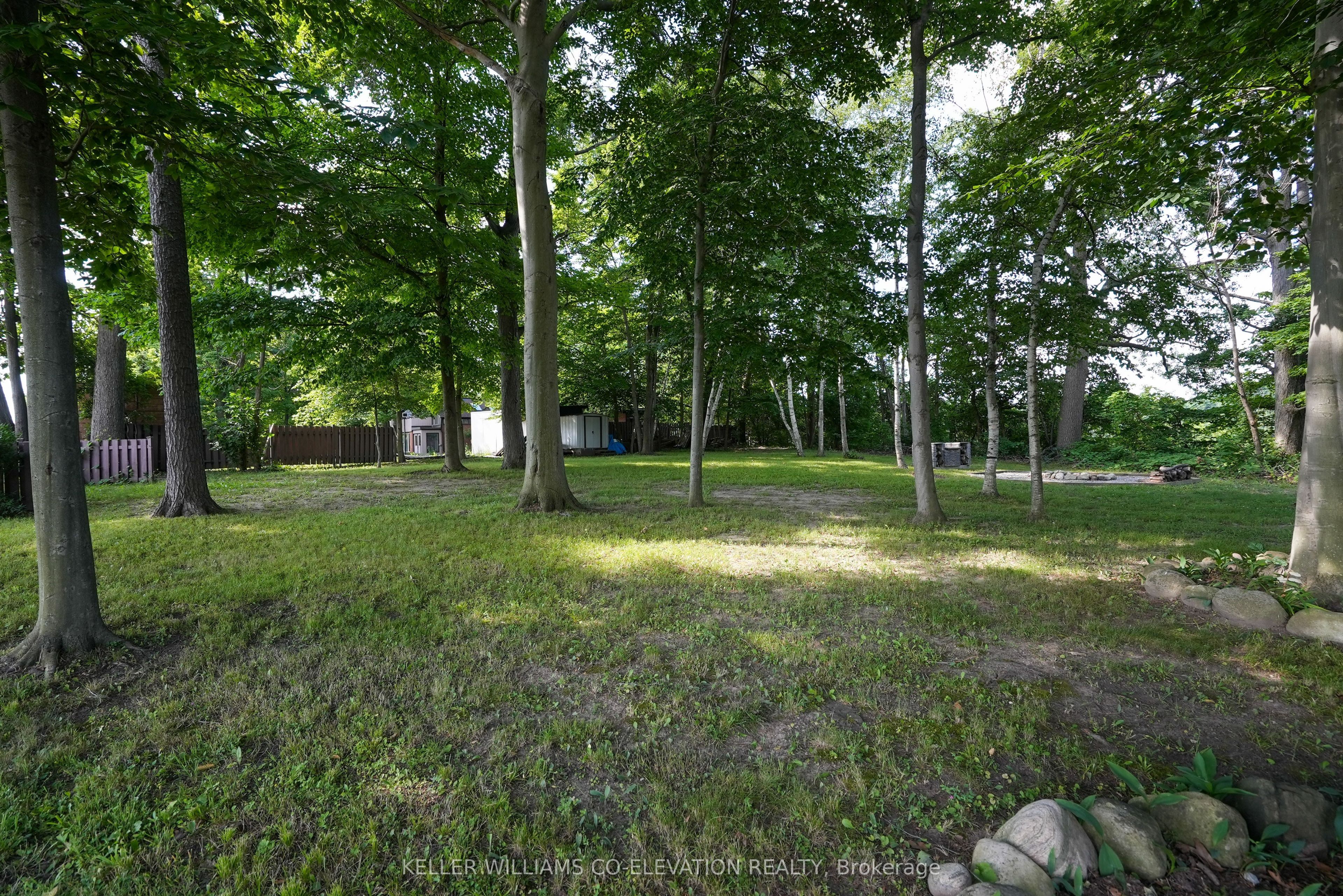 1136 Bronte Road