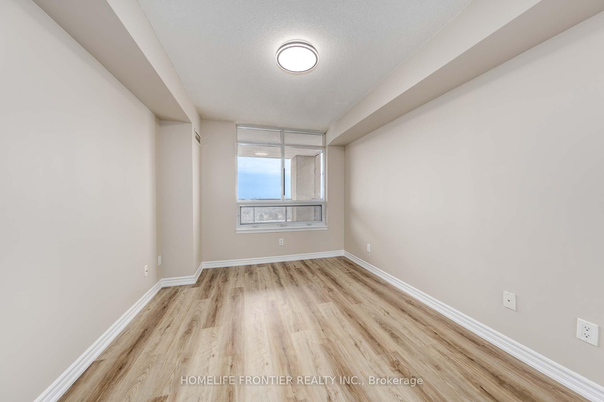2 Bedrooms Condo at 18 Kenaston, Toronto For sale
